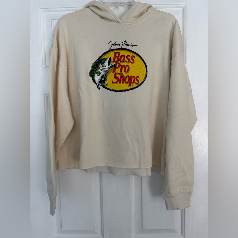 Bass Pro Cropped Sweatshirt